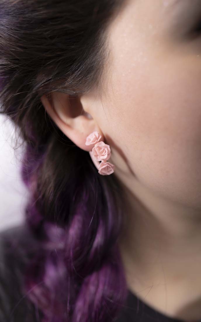MINI-FLAMENCO – Boucles d’oreilles anneaux ornés de roses 3D