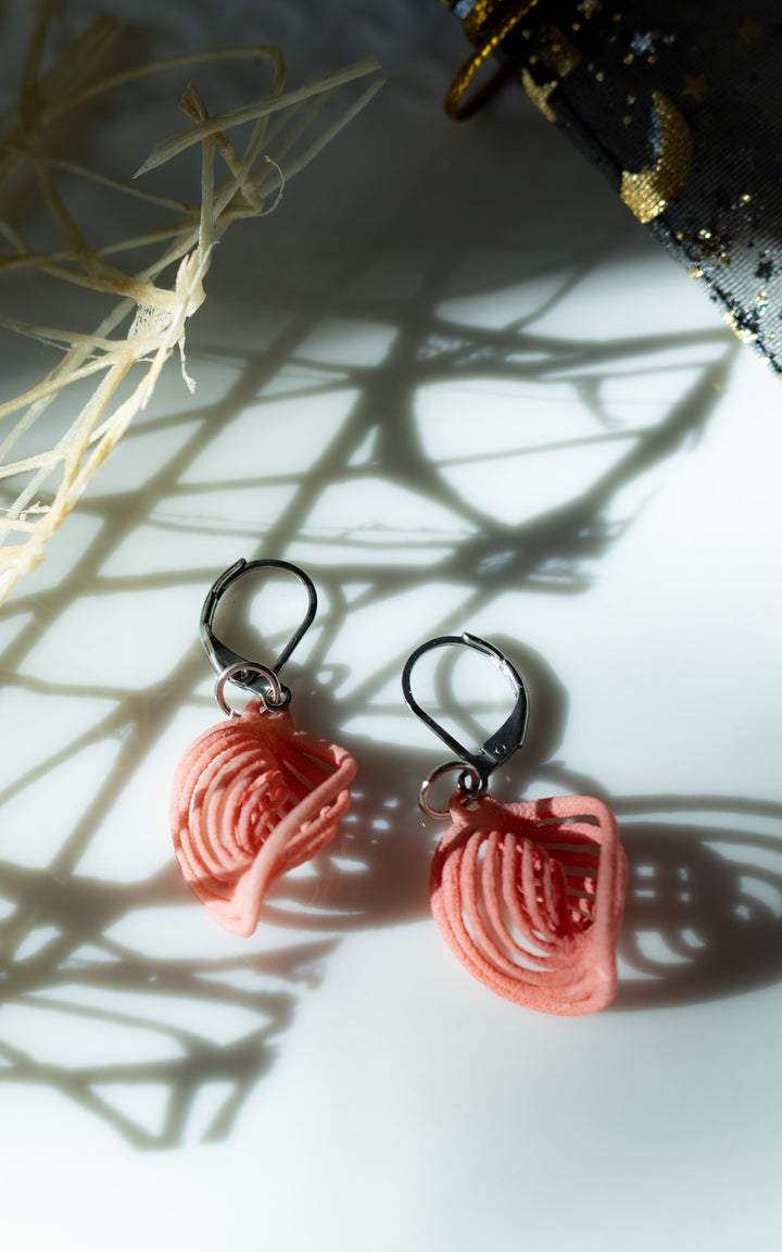 NEBULA – Boucles d’oreilles spiralées 3D ultralégères