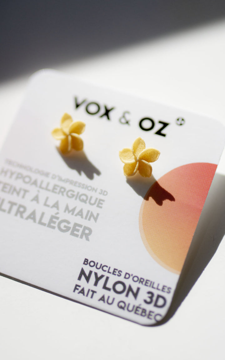 OHANA – Puces d’oreilles Fleur de Plumeria