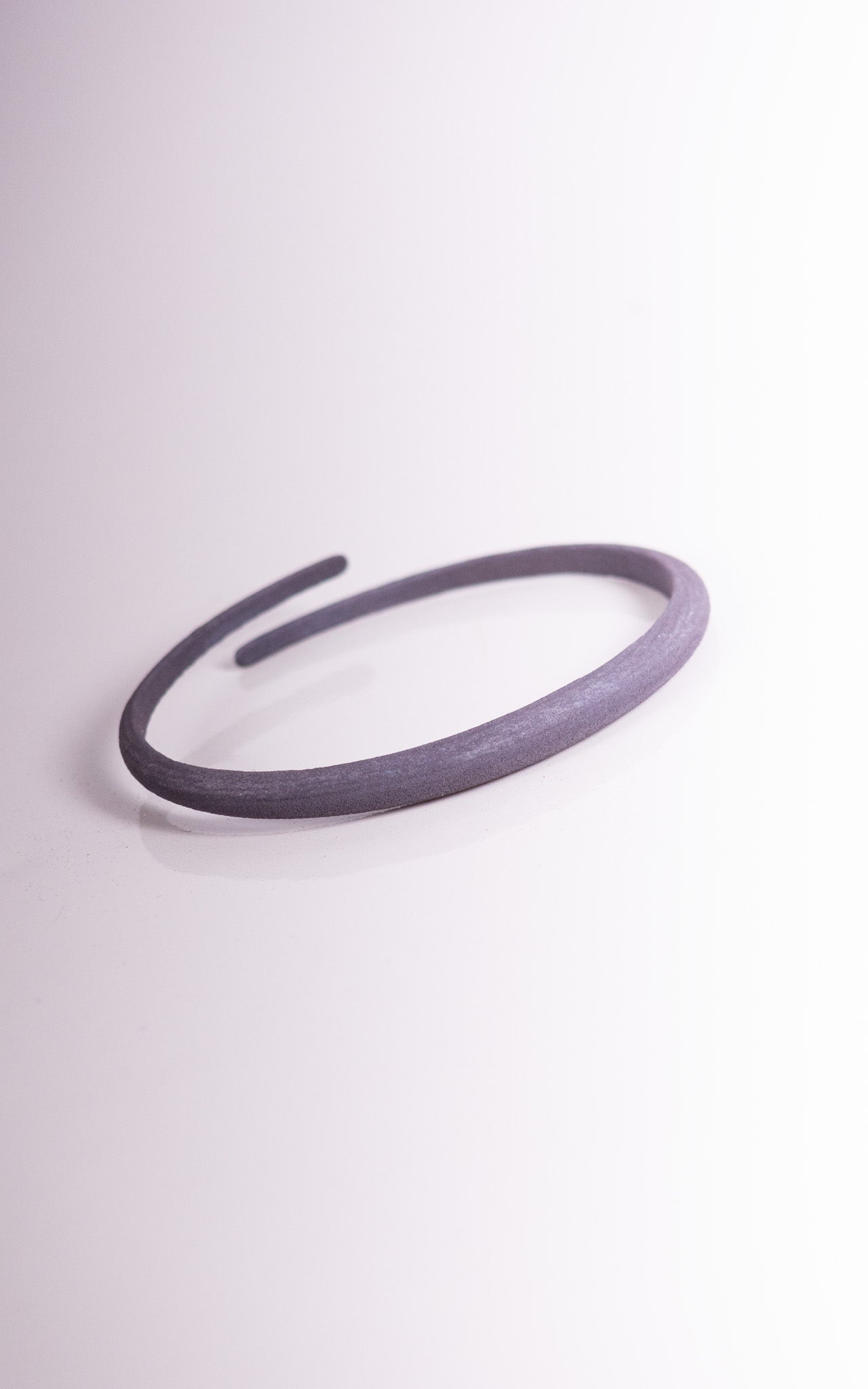 Bracelet manchette minimaliste I LE TRAVERSIER