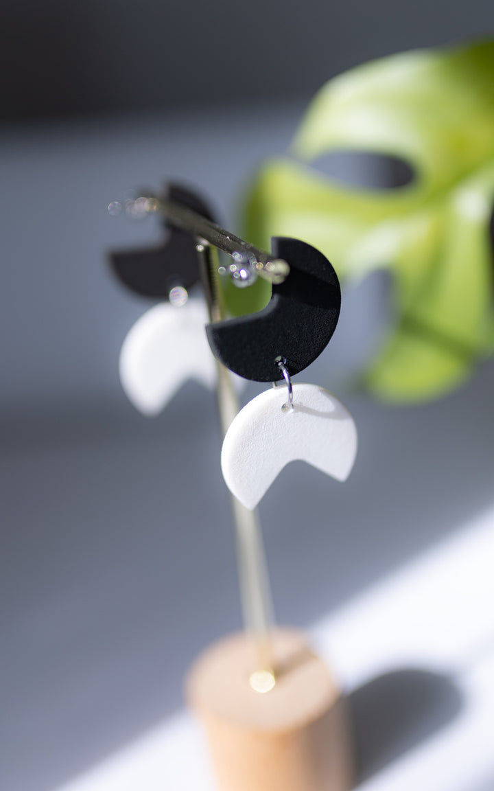 Boucles d’oreilles Cocorally – Bijou graphique ultraléger en nylon recyclé