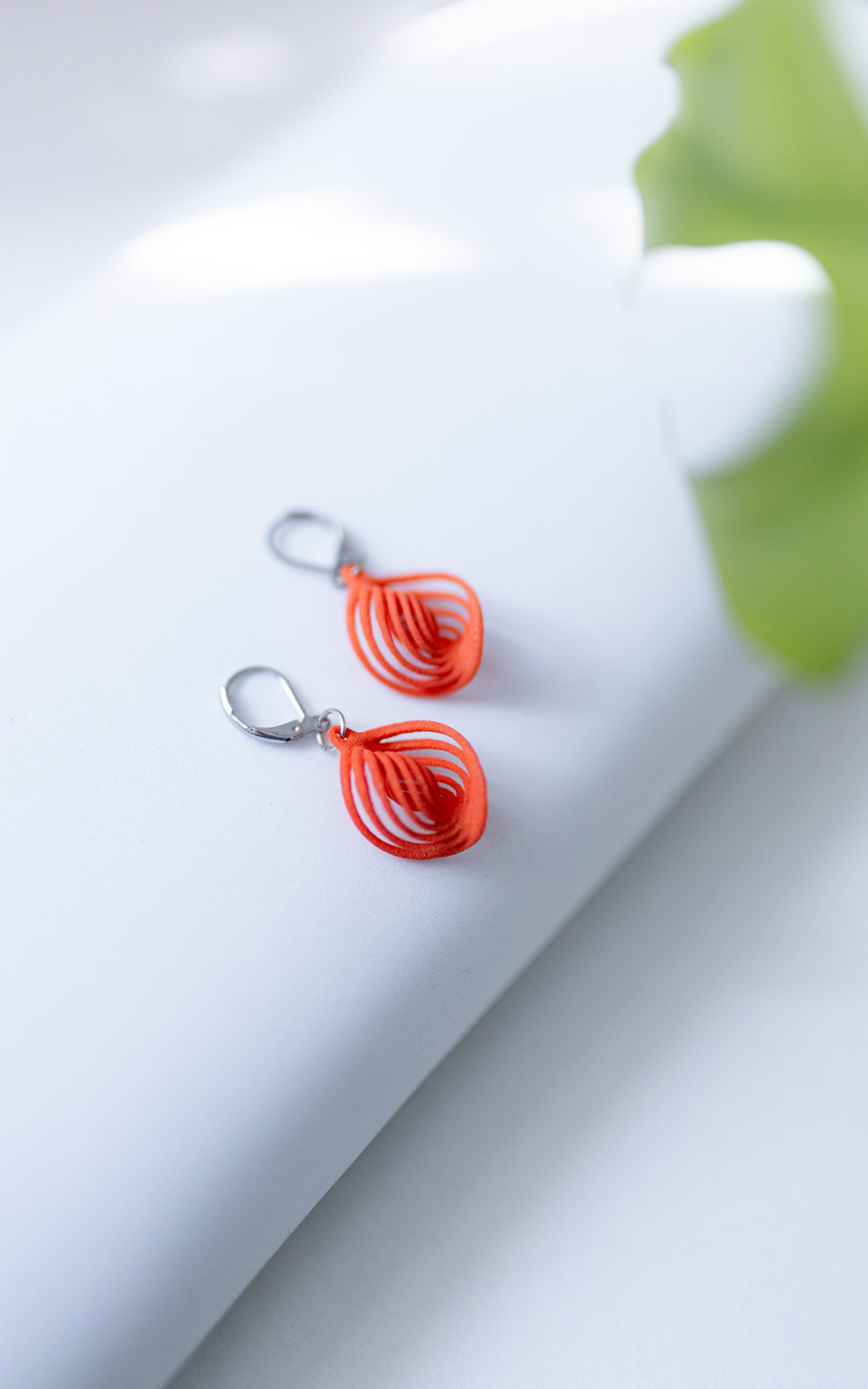 NEBULA – Boucles d’oreilles spiralées 3D ultralégères