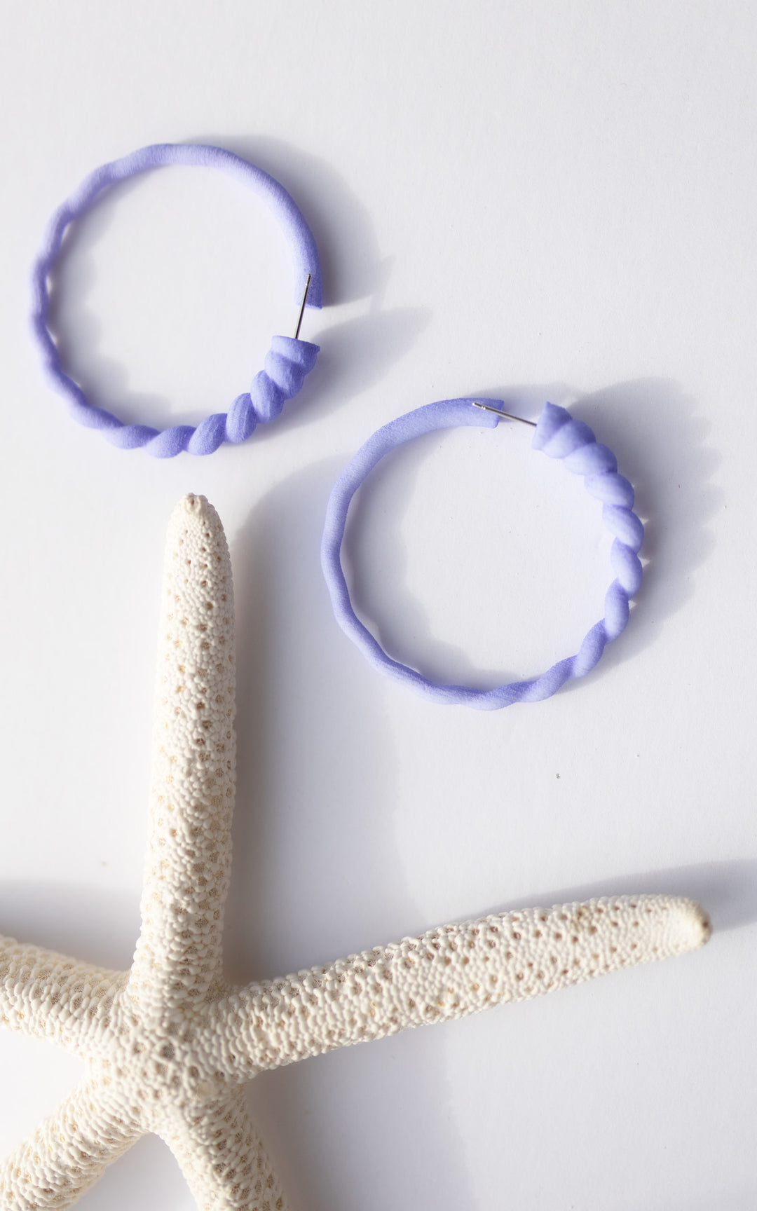 SCOQUILLAGE – Grands anneaux croissants 3D | Colorés & ultralégers (5 cm)