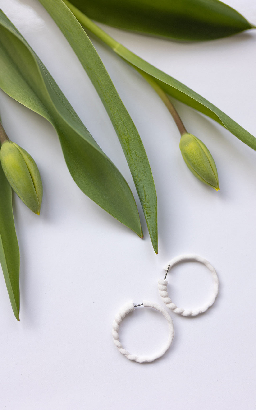 SCOQUILLAGE – Petits anneaux croissants 2,5 cm | Inspirés de la mer