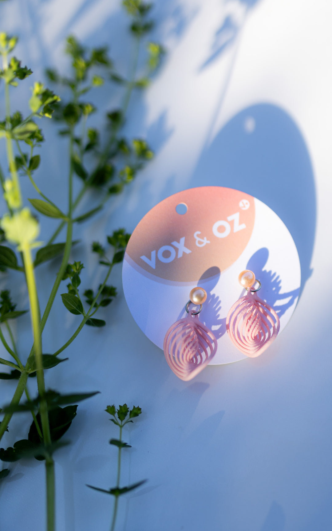 NEBULA Perle – Boucles d’oreilles spiralées 3D et perle d’eau douce