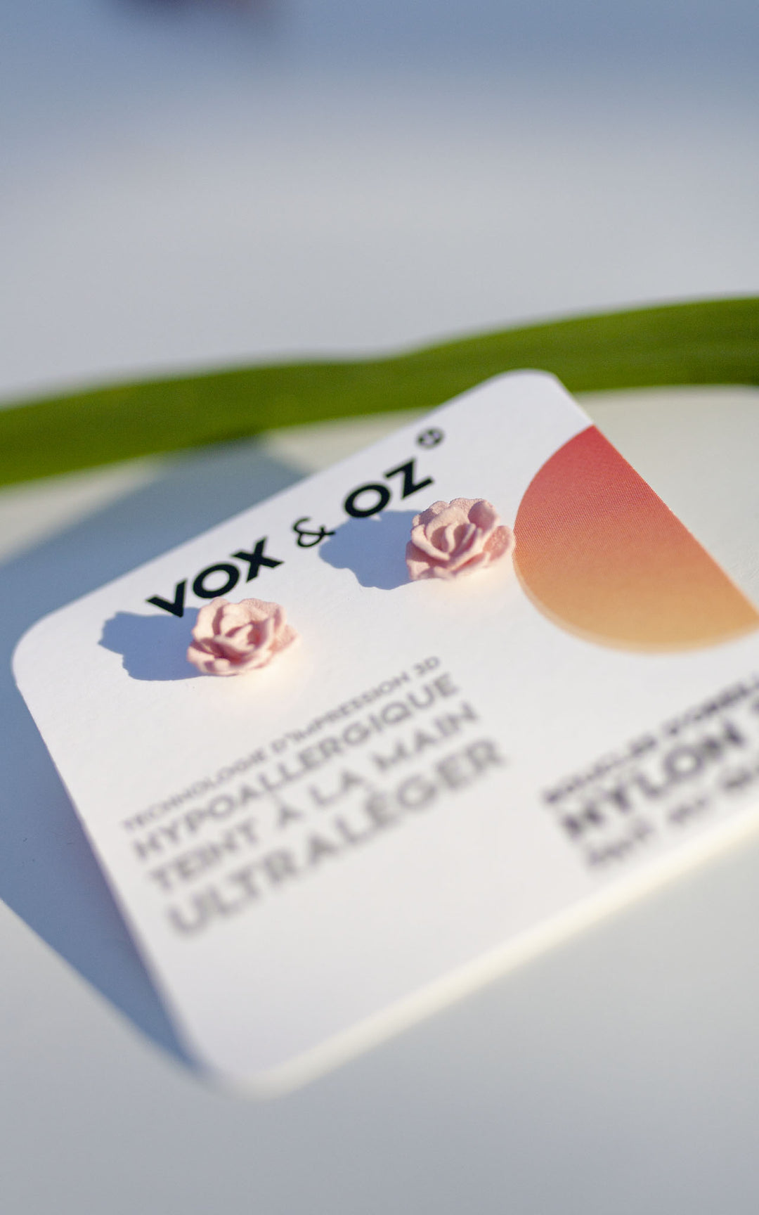 MINI-TANGO – Petites boucles d’oreilles roses 3D | Discrètes & sculpturales