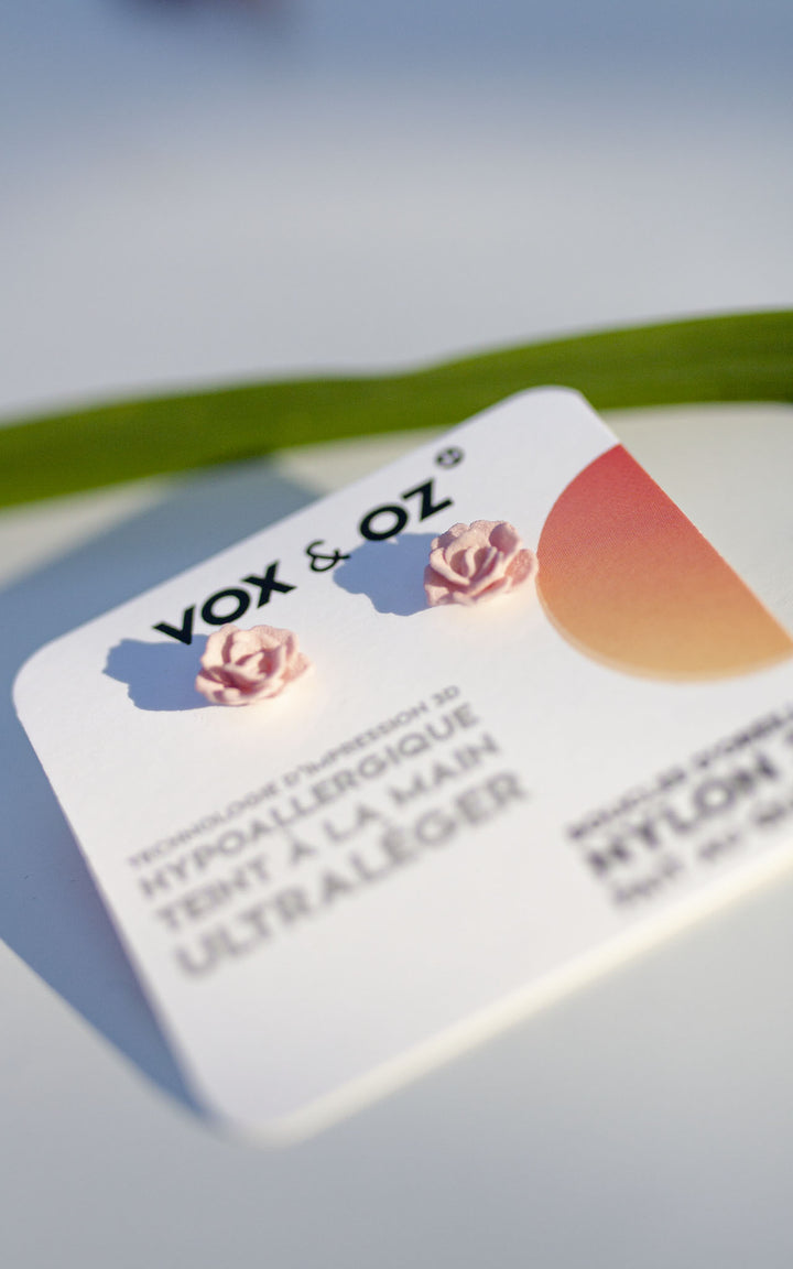 MINI-TANGO – Petites boucles d’oreilles roses 3D | Discrètes & sculpturales