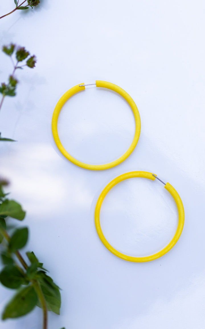 Boucles d’oreilles ultralégères faites au Québec – modèle Atlas Jaune