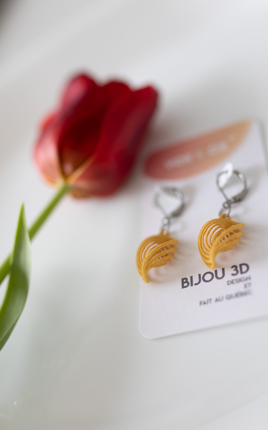 NEBULA – Boucles d’oreilles spiralées 3D ultralégères