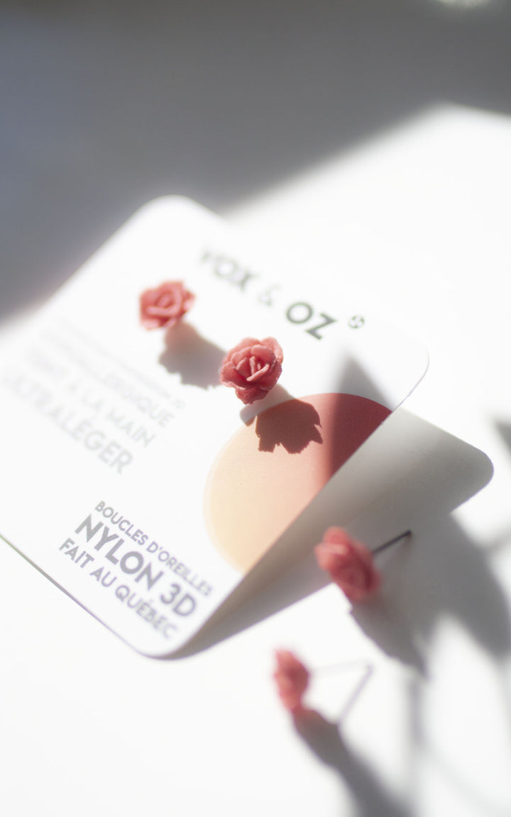 MINI-TANGO – Petites boucles d’oreilles roses 3D | Discrètes & sculpturales